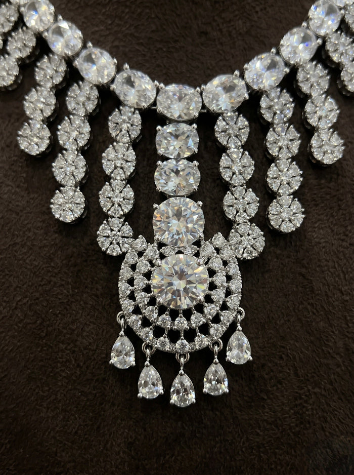 Crystal Drop Royale Set - occasion wear by Karigur Bridal, view 2
