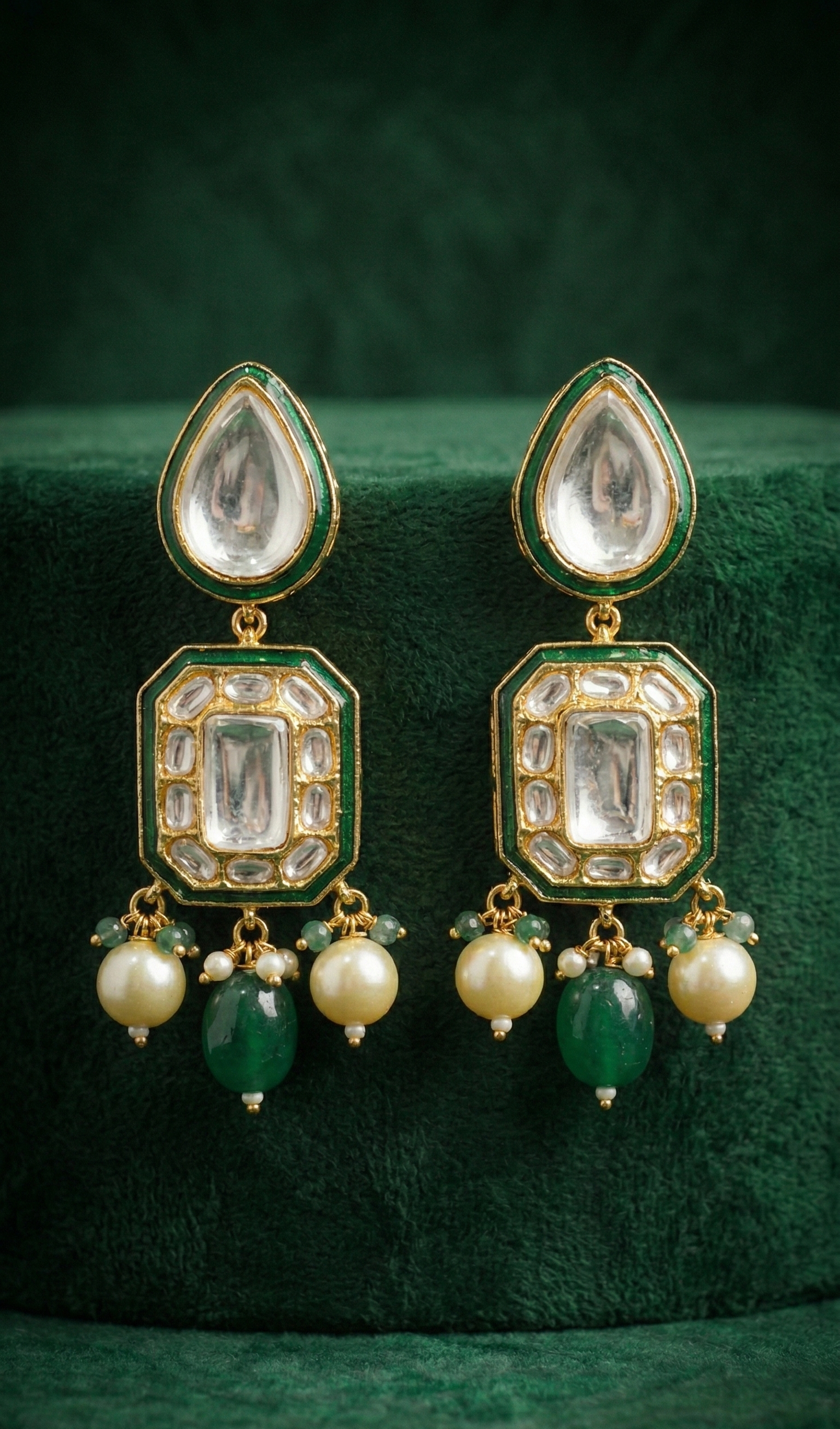 Emerald Kundan Royale Set - occasion wear by Karigur Bridal, view 3