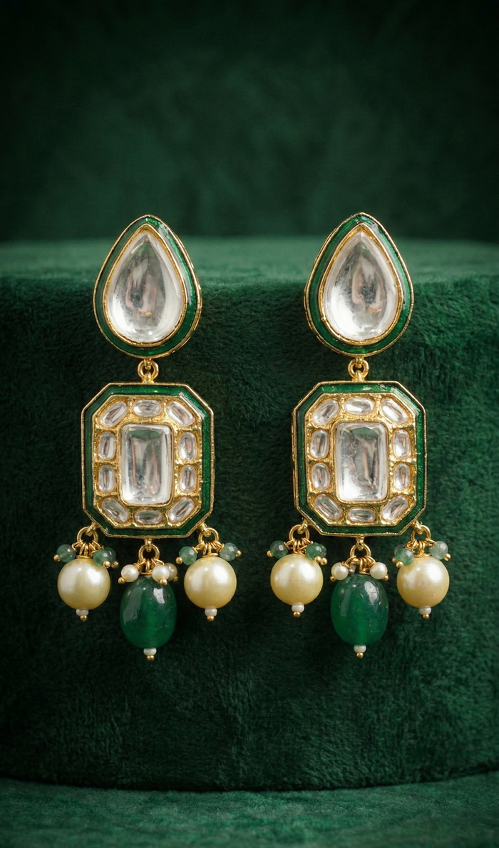 Emerald Kundan Royale Set - occasion wear by Karigur Bridal, view 3