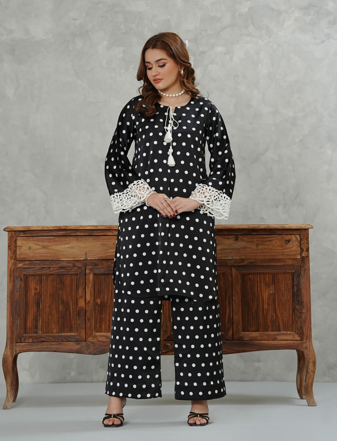 Nura - occasion wear by Karigur Bridal, view 4
