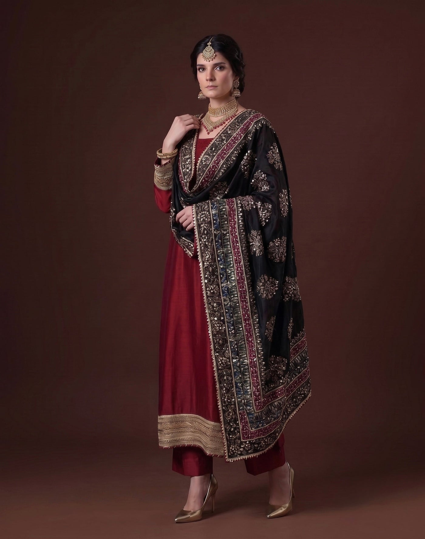 Sareen - formal wear by Karigur Bridal