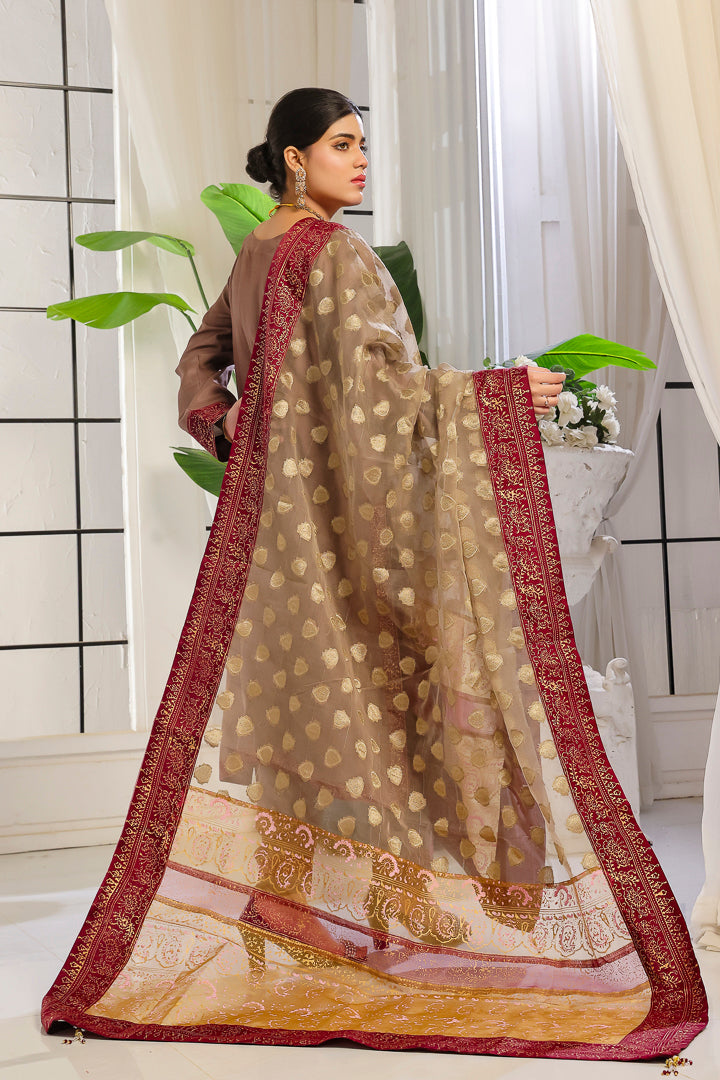 Zeina - occasion wear by Karigur Bridal, view 3