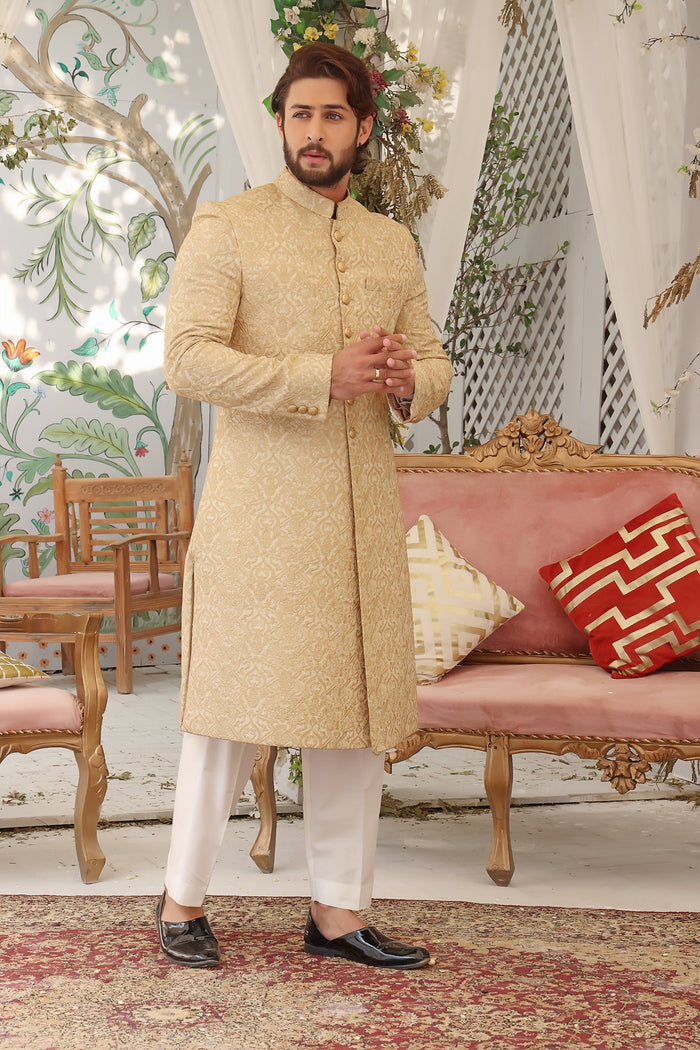 Pherick - groom sherwani by Karigur Bridal