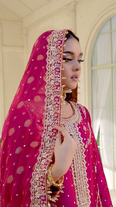 Isbah — motion view, Karigur Bridal