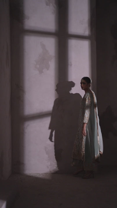 Zinia — motion view, Karigur Bridal